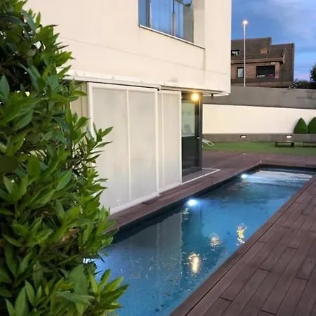 Sunset Diseno Vista Impresionante Alta Capacidad Disfrutar En Familia Y Amigos Villa